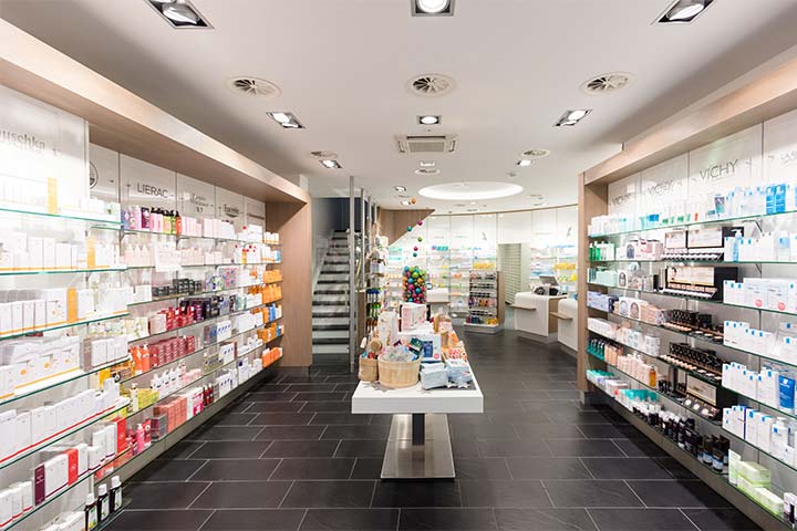Möwen-Apotheke - Innenansicht
